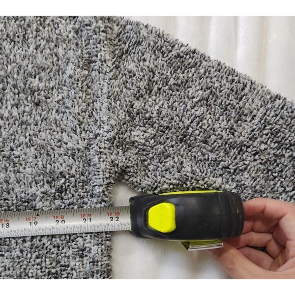 Faux Fur Cowl Neck Long Sleeve Sweater Gray Soft Cozy Women's Medium - Picture 11 of 12